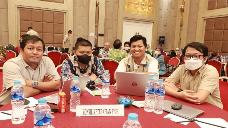 Pertemuan Evaluasi Pelaksanaan Kegiatan Registrasi Tenaga Kesehatan Tahun 2022